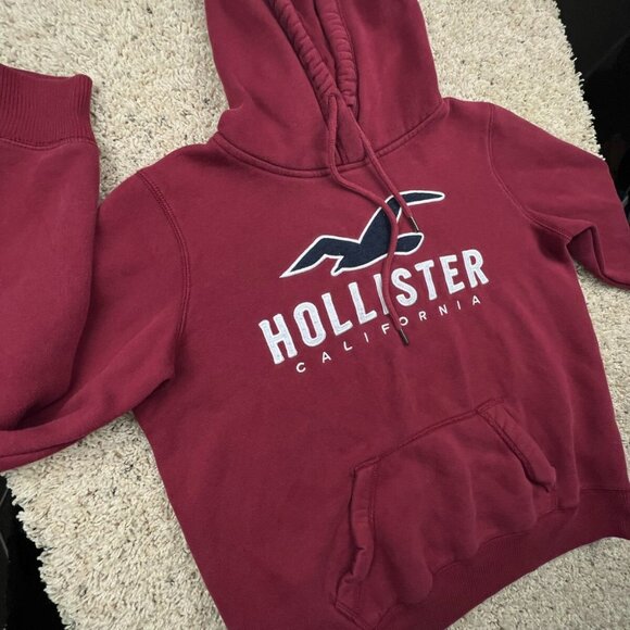 Hollister California Hoodie Red Pullover Drawstring Size Small w Logo Hooded - Picture 5 of 8